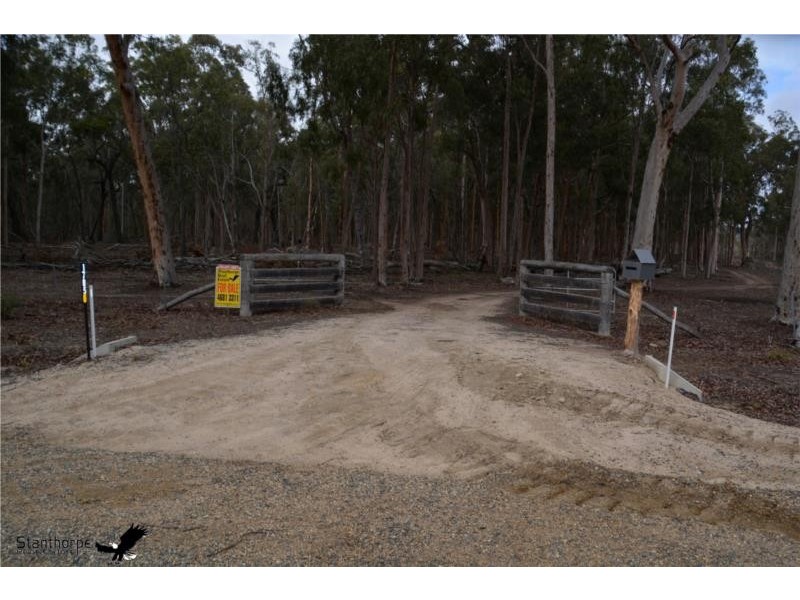 1705 Rabbit Fence Road, Pozieres QLD 4352