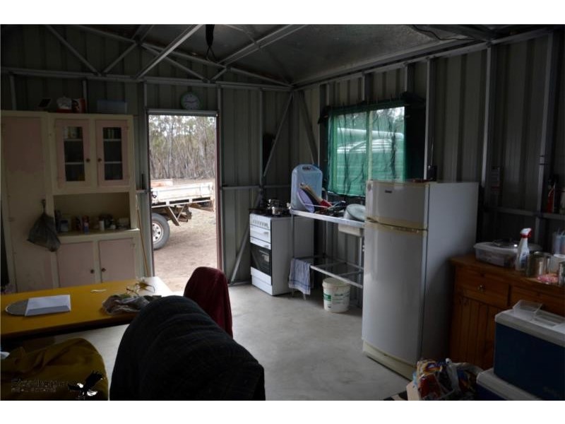 1705 Rabbit Fence Road, Pozieres QLD 4352