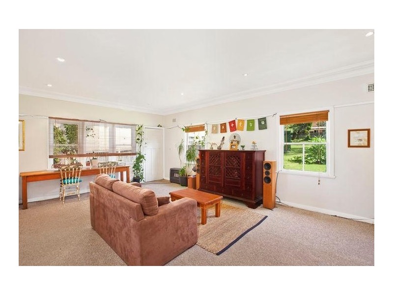 11 Tristram Road, Beacon Hill NSW 2100