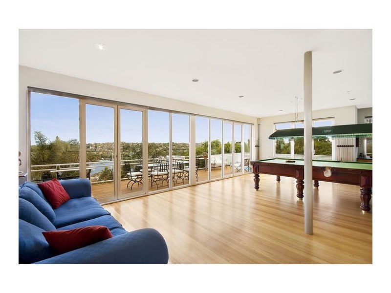 25 Edgecliffe Esplanade, Seaforth NSW 2092