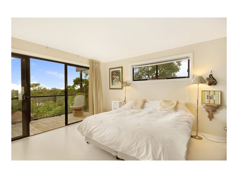 8 Waterview Street, Seaforth NSW 2092