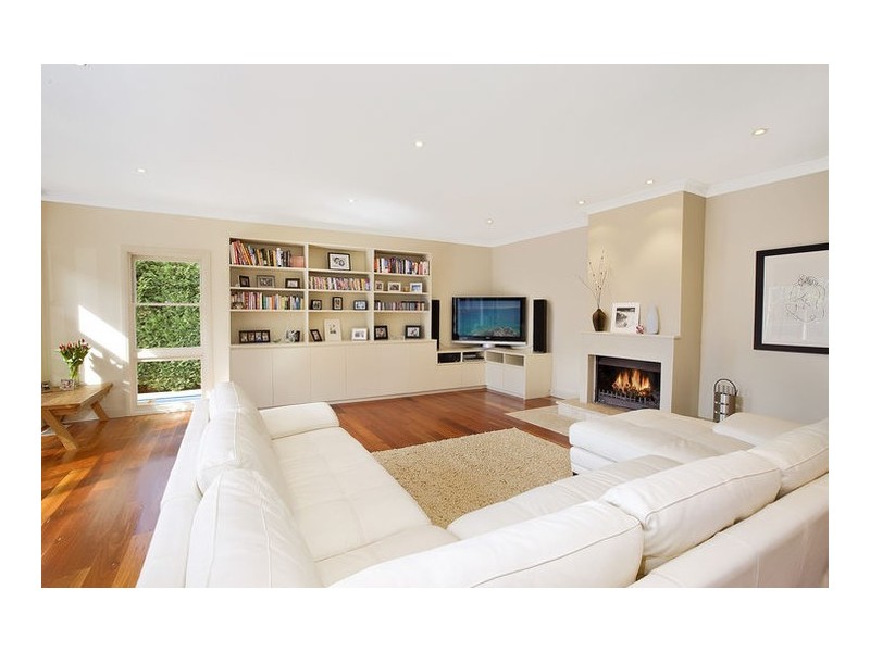 8 Radio Avenue, Balgowlah Heights NSW 2093