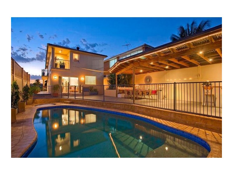 9 Foam Street, Freshwater NSW 2096