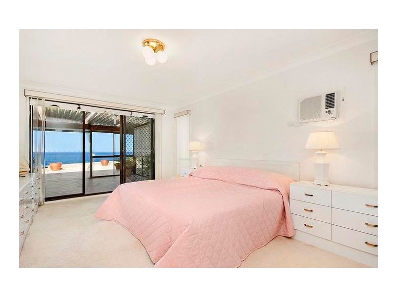22 Monash Parade, Dee Why NSW 2099