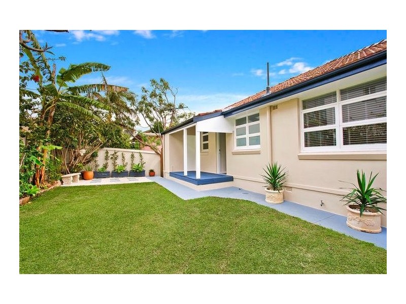 3  Kooloora Avenue, Freshwater NSW 2096