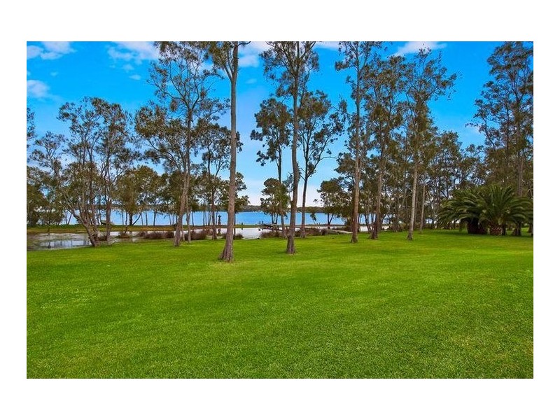 98 Stingaree Point Drive, Dora Creek NSW 2264