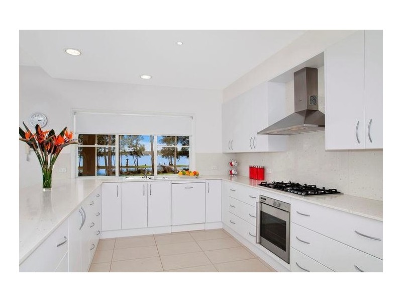 98 Stingaree Point Drive, Dora Creek NSW 2264