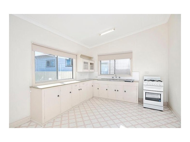 27 Jellicoe Parade, New Lambton NSW 2305