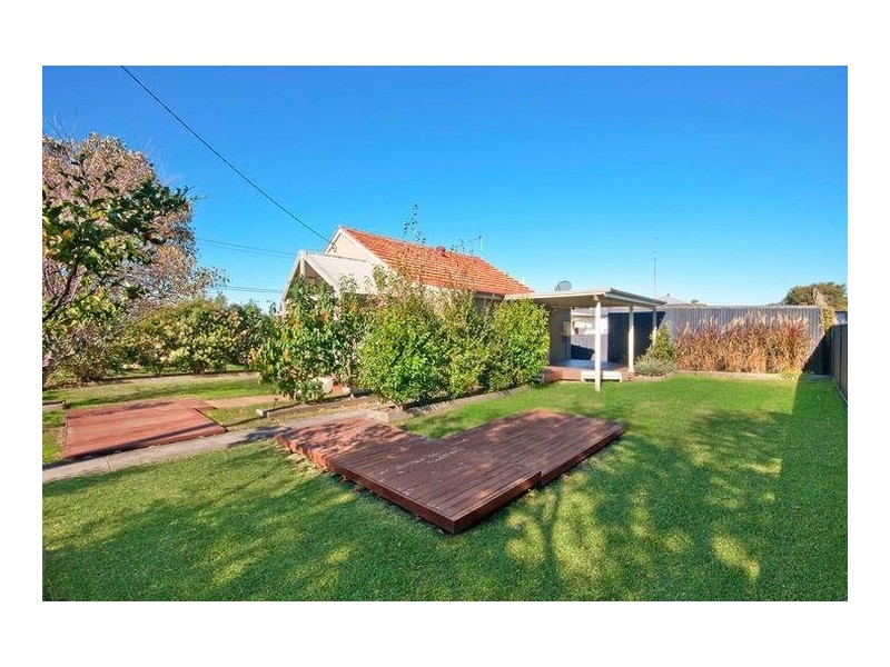 18 Ada Street, Waratah NSW 2298