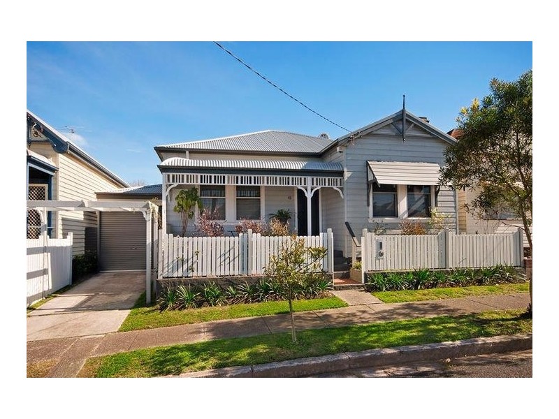 42 Samdon Street, Hamilton NSW 2303