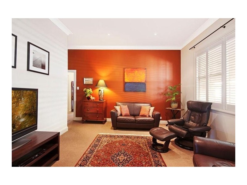 42 Samdon Street, Hamilton NSW 2303