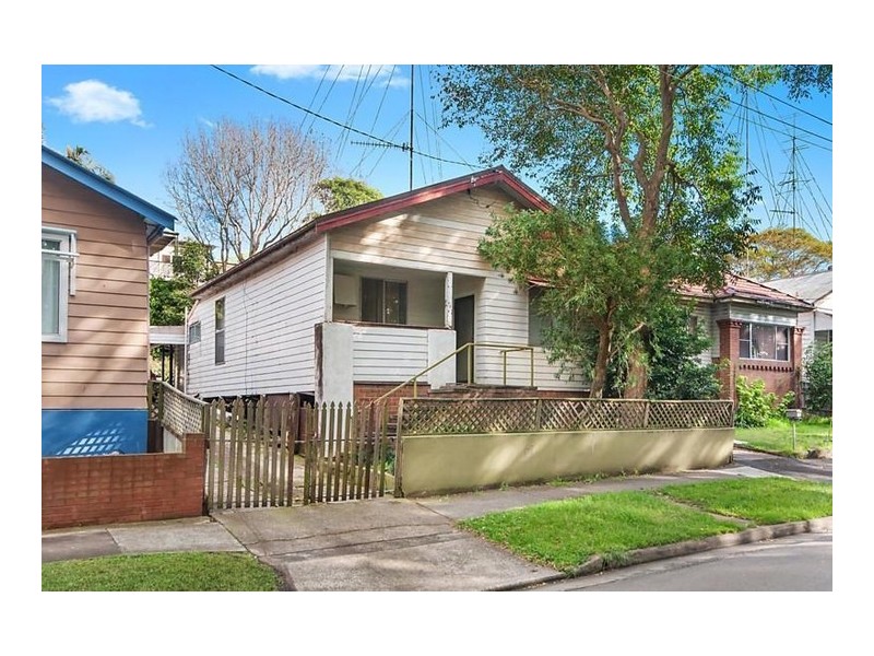 7 Kings Road, Tighes Hill NSW 2297