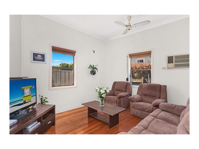13 Coolah Road, Broadmeadow NSW 2292