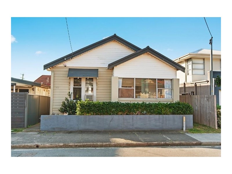 46 Buchanan Street, Merewether NSW 2291