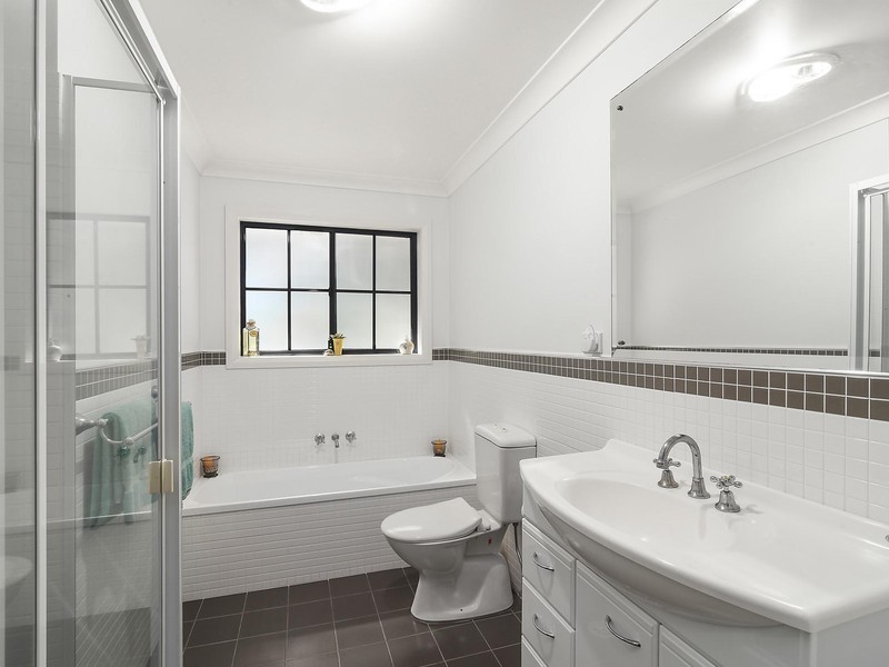 1/21A Addison Road, New Lambton NSW 2305