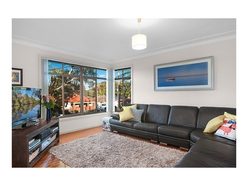 11 Tumut Street, Dudley NSW 2290