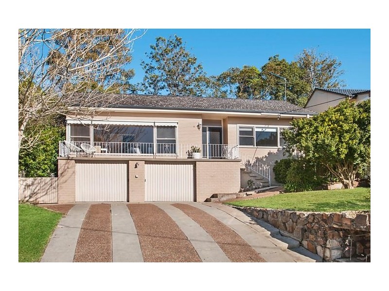 13 Bershire Avenue, Merewether Heights NSW 2291