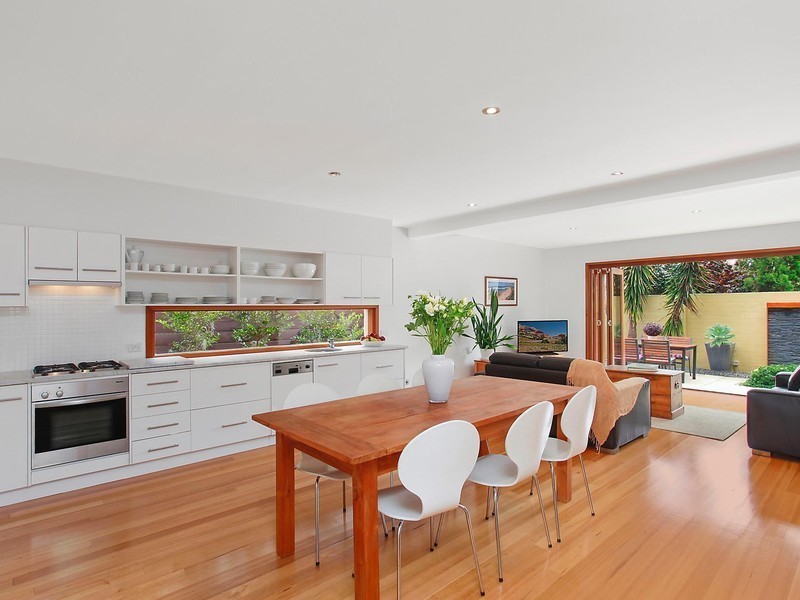 64 Buchanan Street, Merewether NSW 2291