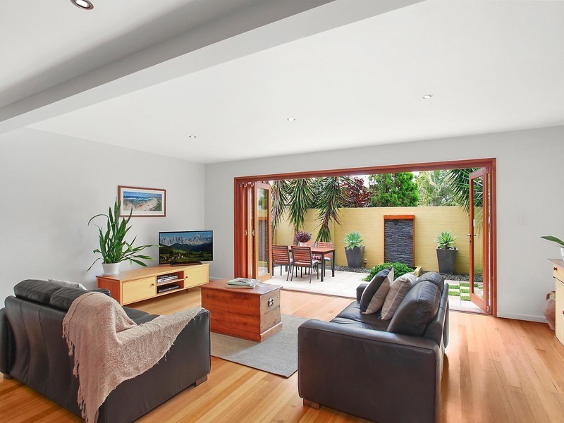 64 Buchanan Street, Merewether NSW 2291