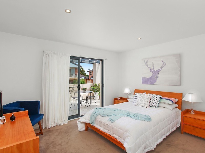 64 Buchanan Street, Merewether NSW 2291