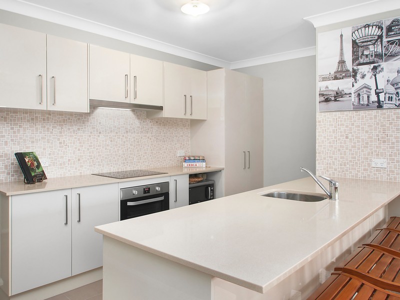 24 Crestview Street, Fletcher NSW 2287