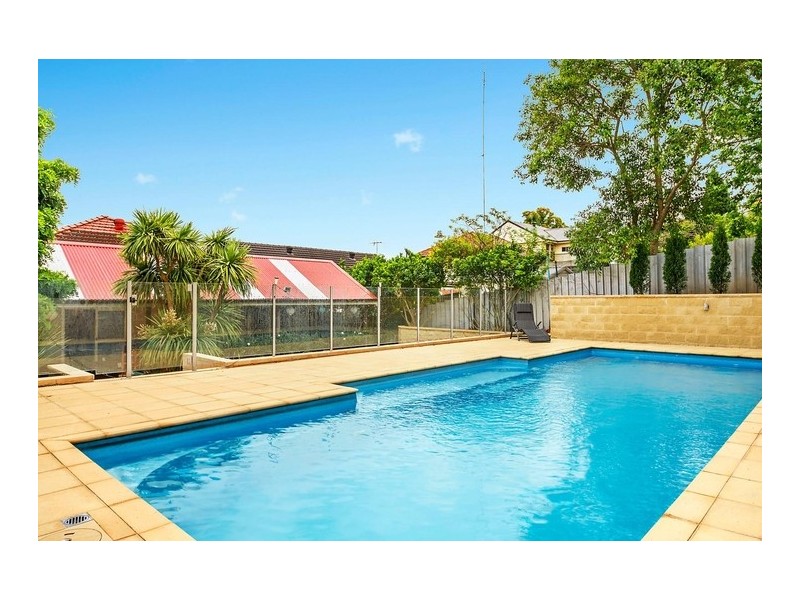 11 Claremont Avenue, Adamstown Heights NSW 2289