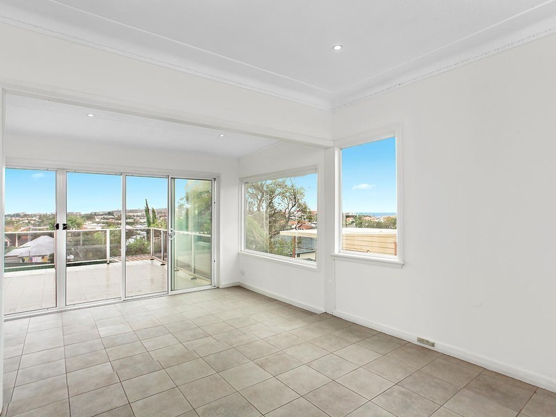 69 Janet Street, Merewether NSW 2291