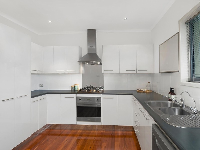 14 Lorraine Street, Merewether NSW 2291