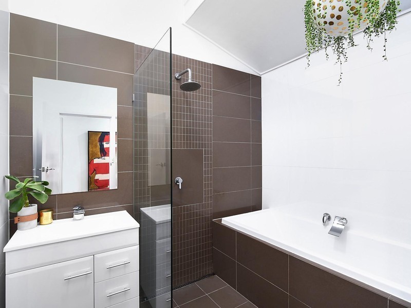 15 Flowerdale Avenue, Merewether NSW 2291