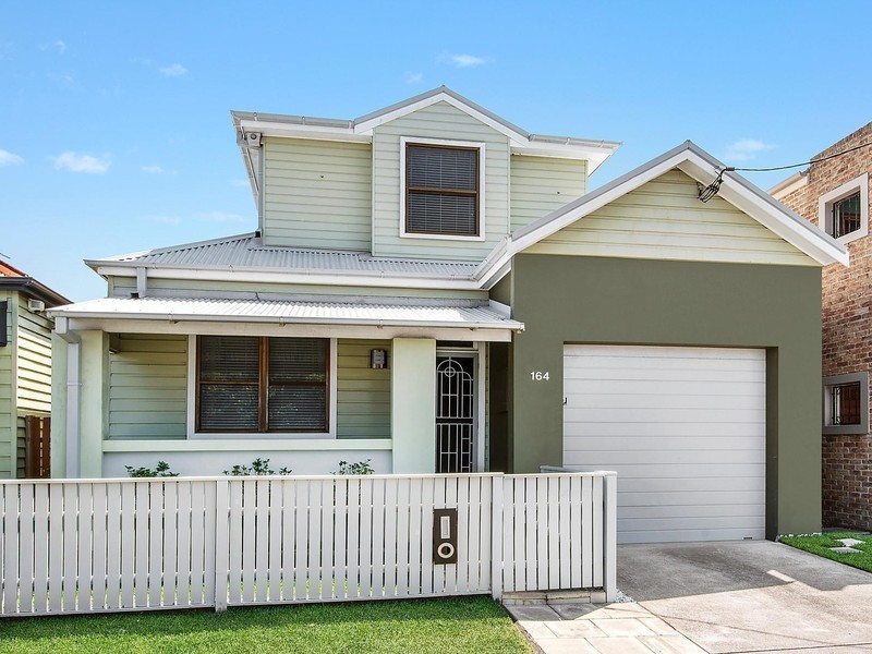 164 Beaumont Street, Hamilton NSW 2303