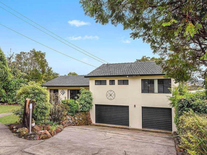30 Toohey Crescent, Adamstown Heights NSW 2289