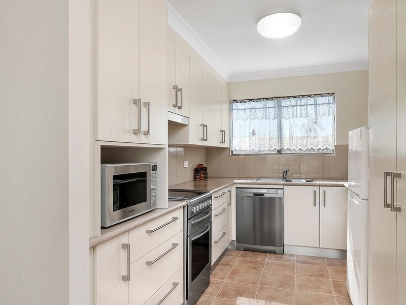 1/14 Selwyn Street, Merewether NSW 2291