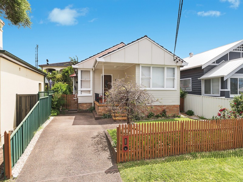 132 Gosford Road, Adamstown NSW 2289