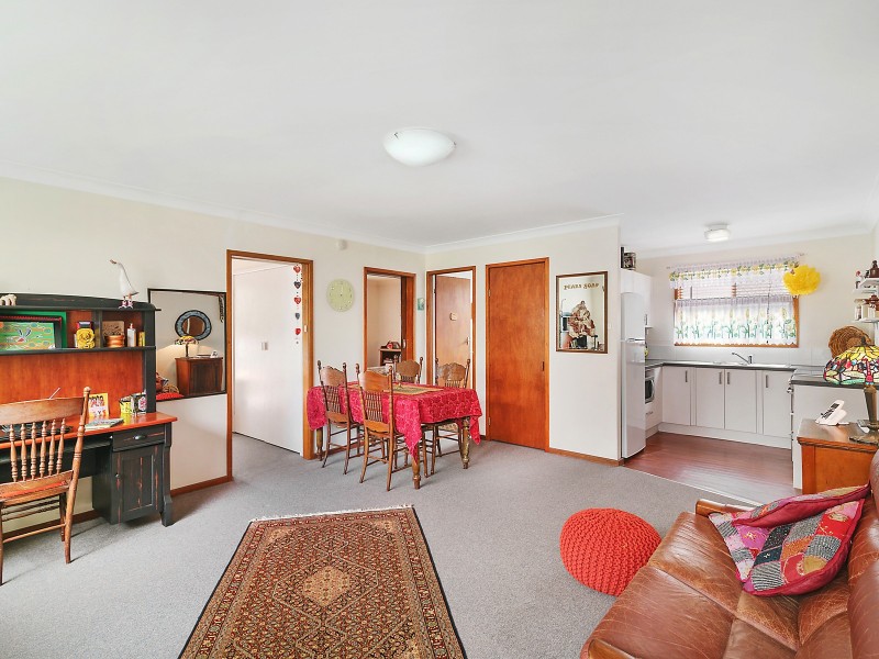 132 Gosford Road, Adamstown NSW 2289