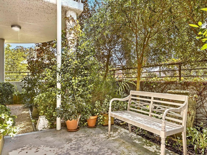 2/2 Port Stephens Street, Tea Gardens NSW 2324