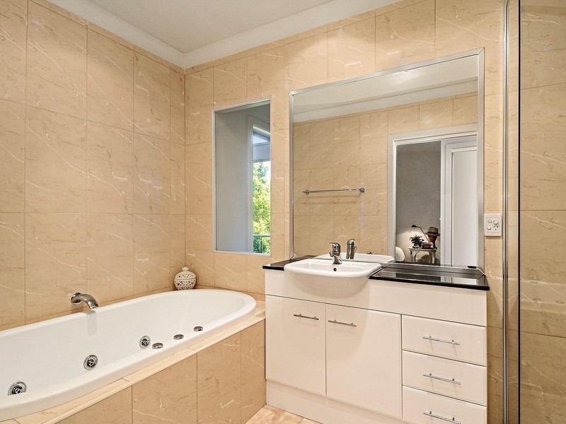 2/2 Port Stephens Street, Tea Gardens NSW 2324