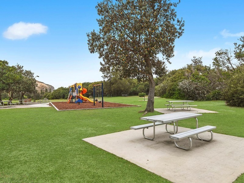 25A Beach Road, Redhead NSW 2290