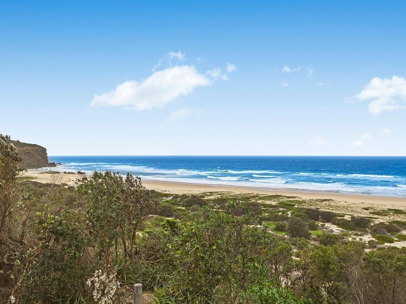 25A Beach Road, Redhead NSW 2290