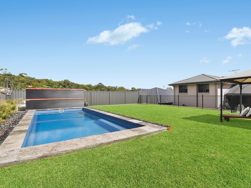4 Stable Place, Elermore Vale NSW 2287