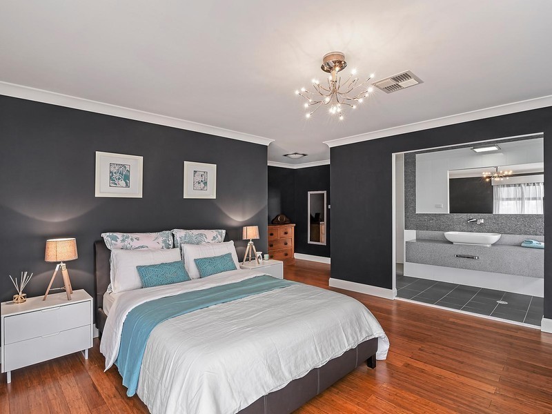 4 Stable Place, Elermore Vale NSW 2287
