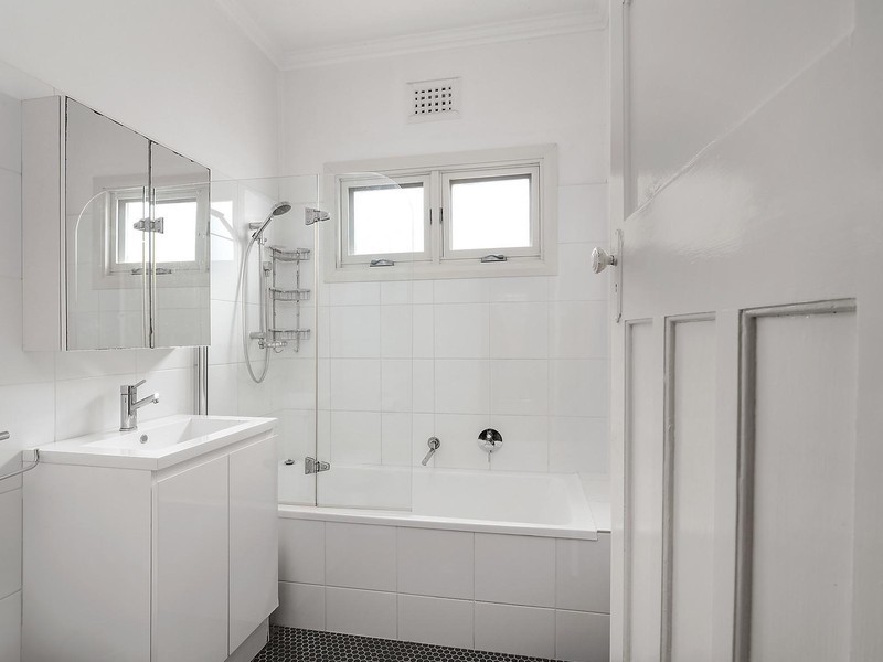 4 Hitchcock Avenue, New Lambton NSW 2305