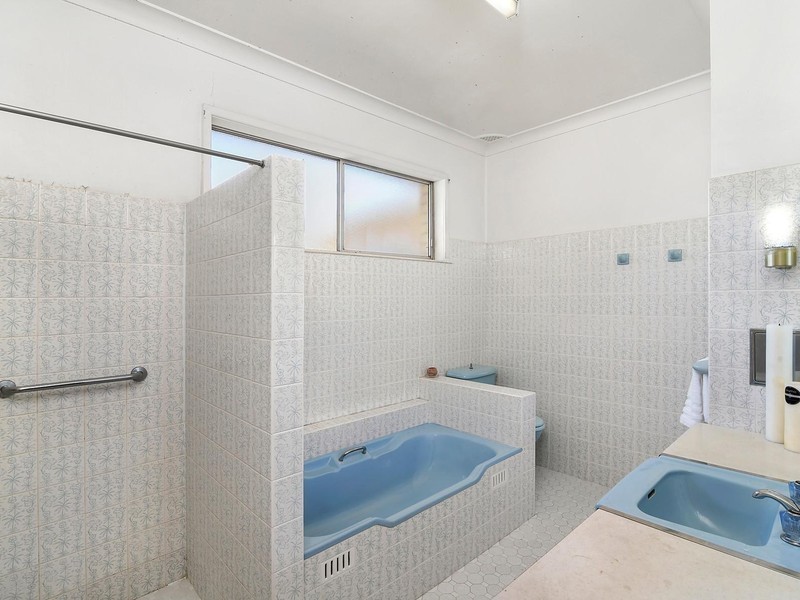 55 Rembrandt Drive, Merewether Heights NSW 2291