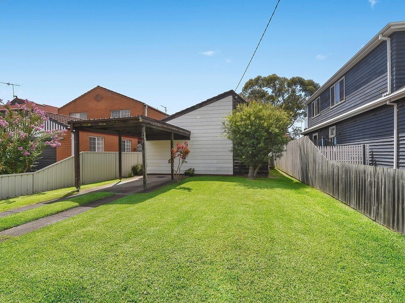 51 Belmore Street, Adamstown NSW 2289