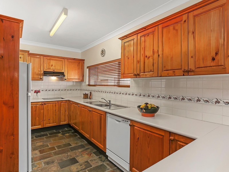 31 Cain Street, Redhead NSW 2290