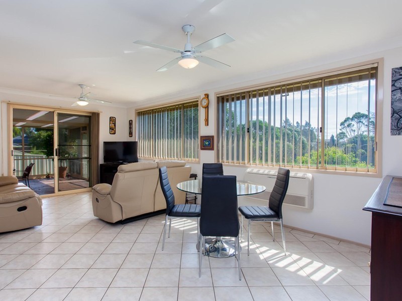 14 Bakeri Circuit, Warabrook NSW 2304