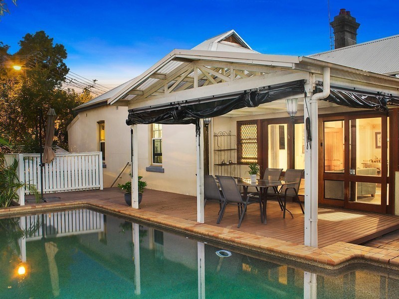 15 Allworth Street, Merewether NSW 2291