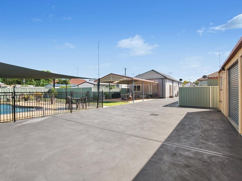 11 Albert Street, Mayfield NSW 2304