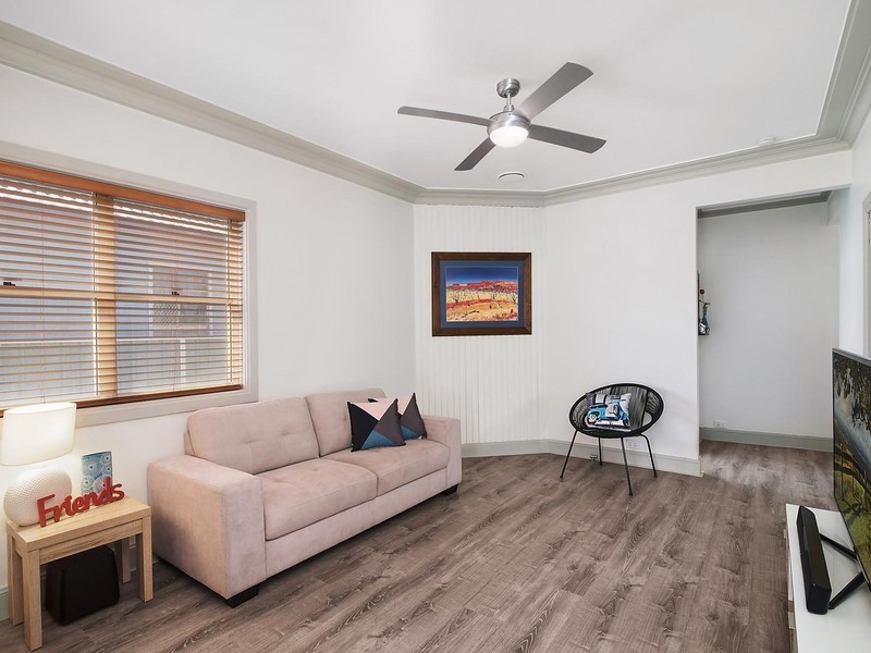 11 Albert Street, Mayfield NSW 2304