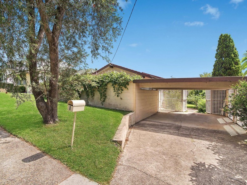 8 Cedar Crescent, Merewether Heights NSW 2291