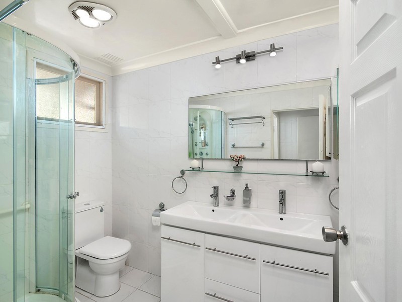 8 Cedar Crescent, Merewether Heights NSW 2291